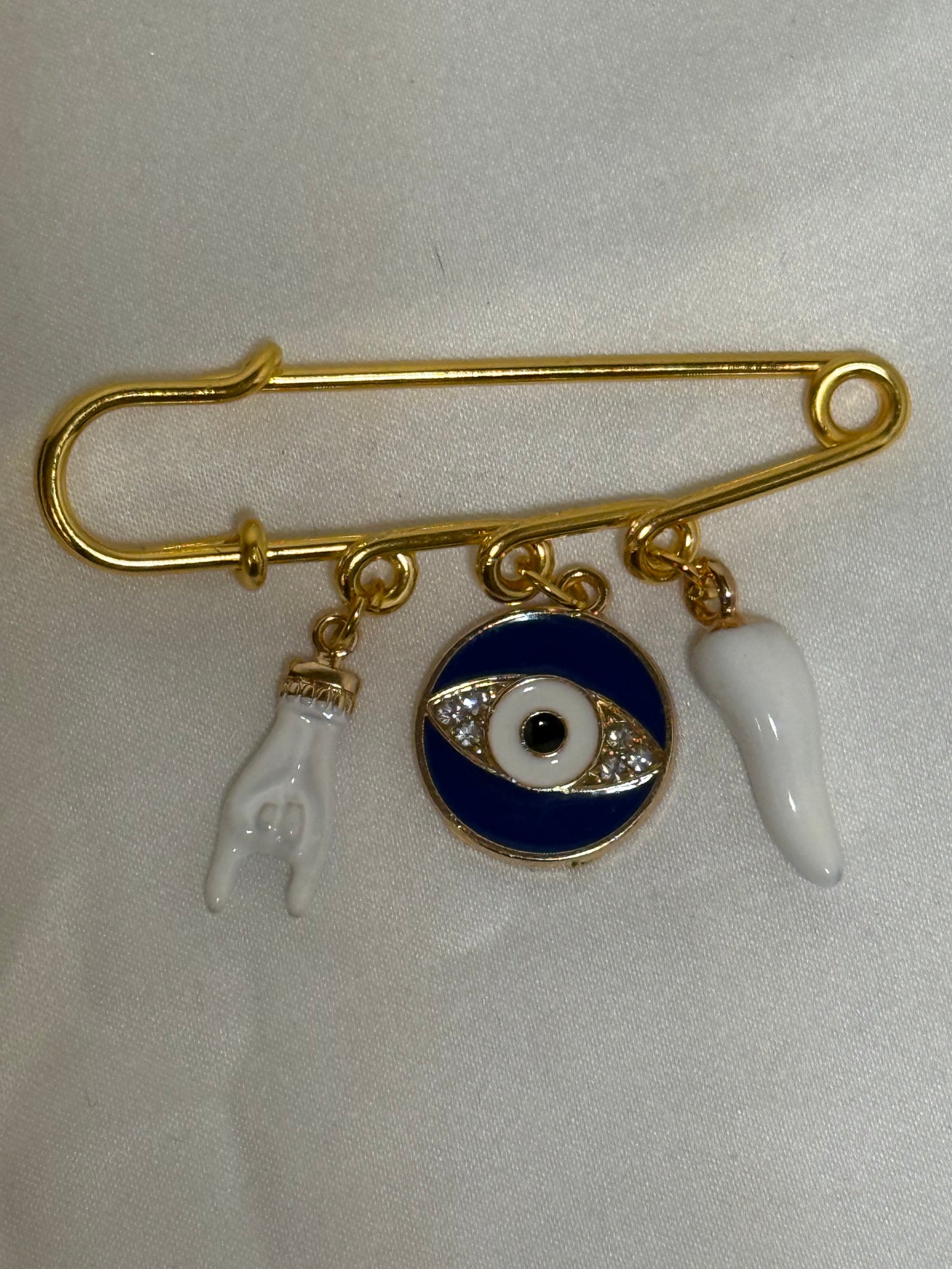 Evil eye pin with white Italian hand and horn