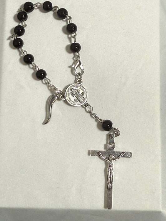 Black car rosary with Italian horn