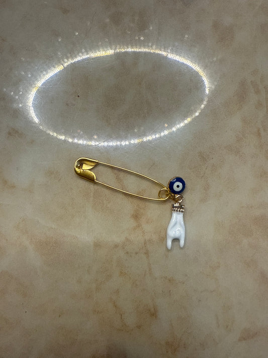 Garment pin