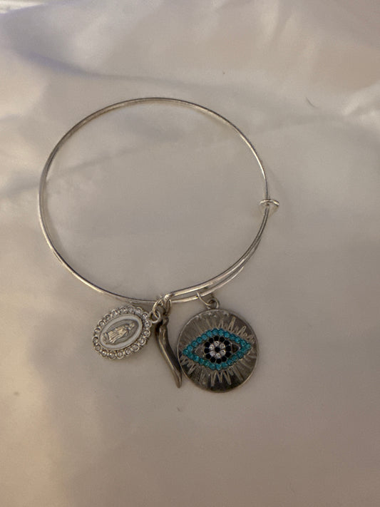 Silver evil eye horn blessed mother