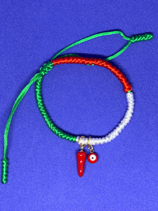 Italian string bracelet with evil eye and red Italian horn