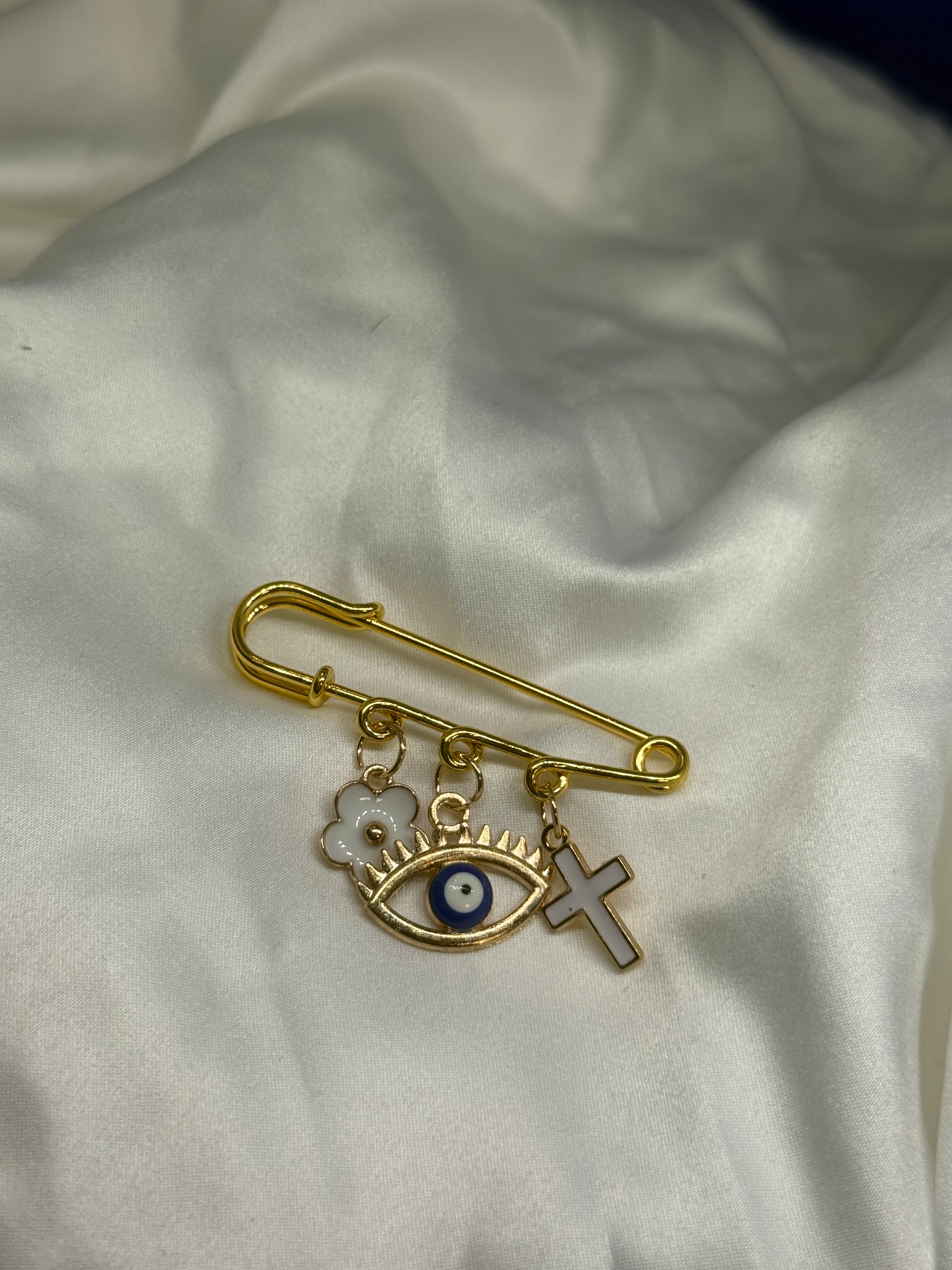 White and gold protection pin – Piccolini Pins