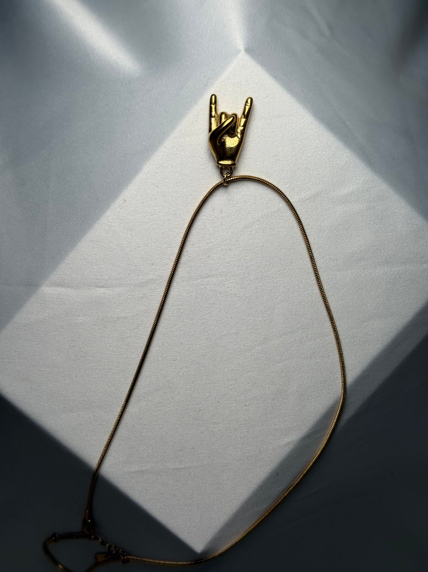 Italian hand necklace